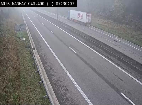 Webcam autoroute A26/E25 à hauteur de Manhay, après la jonction avec la N651 en direction de Liège - BK 40.4