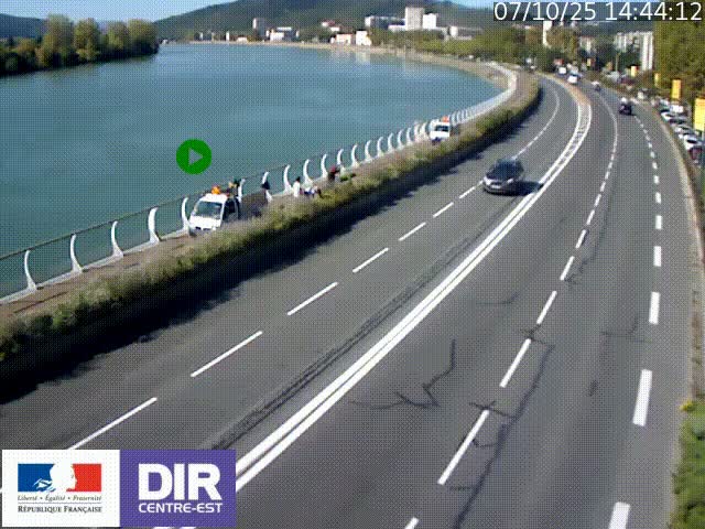 Webcam sur le quai Parjot à Vienne, aux Portes de Lyon, sur la Nationale 7, à la jonction avec le boulevard du Rhône-nord (D1407), caméra orientée vers Lyon