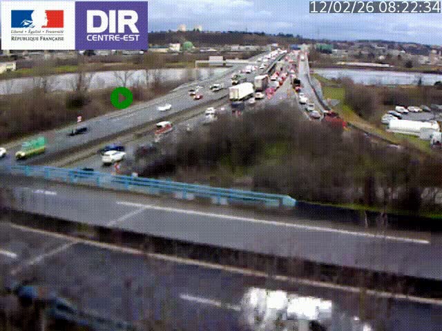 Clone of Caméra de circulation sur A7 à Lyon Perrache vers Marseille, le long du Rhône