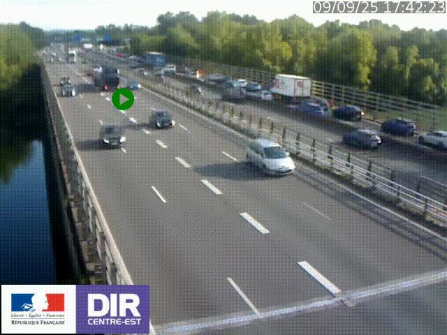 Caméra trafic à la jonction entre l'A46 (Rocade-est de Lyon) et l'A42 à hauteur de Vault-en-Velin en direction de Marseille