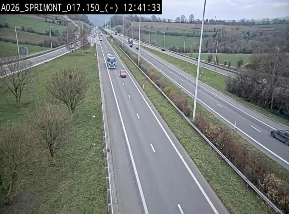 Webcam E25 (A26) à hauteur de Sprimont en direction de Liège et en provenance de Bastogne
