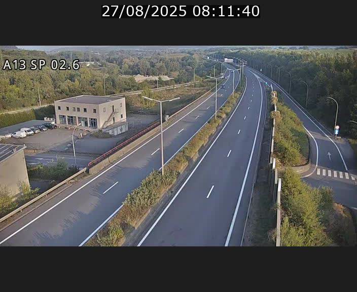 Traffic live webcam Luxembourg Sanem - A13 direction Pétange - BK 2.6