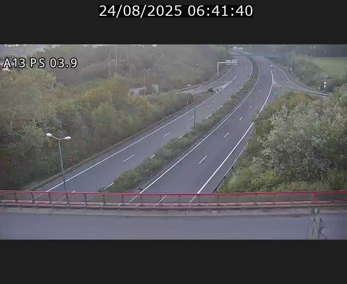 Traffic live webcam Luxembourg Differdange - A13 direction Esch-sur-Alzette - BK 3.9
