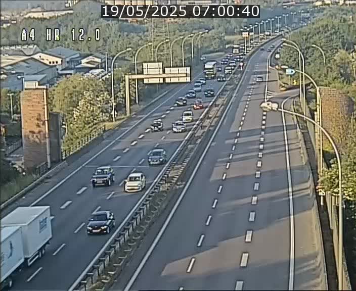 Traffic live webcam Luxembourg Jonction Foetz - A4 - BK 12.0 - direction Esch sur Alzette