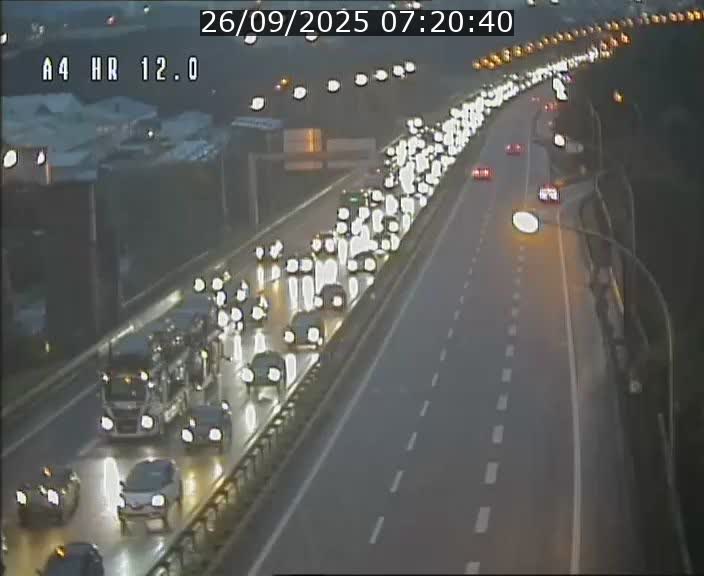 Traffic live webcam Luxembourg Jonction Foetz - A4 - BK 12.0 - direction Esch sur Alzette
