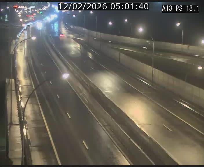 Traffic live webcam Luxembourg Dudelange - A13 direction Croix de Bettembourg - BK 18.1