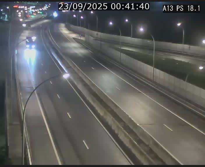 Traffic live webcam Luxembourg Dudelange - A13 direction Croix de Bettembourg - BK 18.1