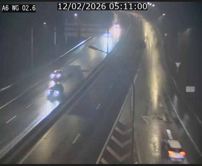 Traffic live webcam Luxembourg Croix de Cessange - A6 - BK 2.6 - direction France/Allemagne
