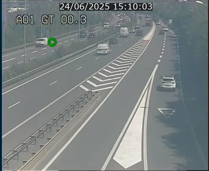 Traffic live webcam Luxembourg Croix de Gasperich - A1 direction Kirchberg - BK 0.3