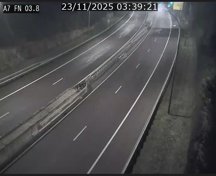 Caméra autoroute Luxembourg A7 - Passage à gibier Rëngelbour - direction Tunnel Stafelter