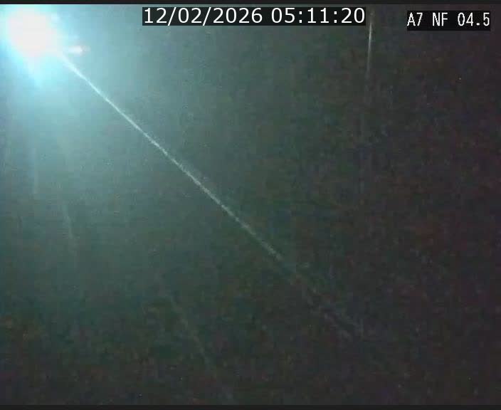 Caméra autoroute Luxembourg A7 - Passage à gibier Rëngelbour - direction Tunnel Grouft