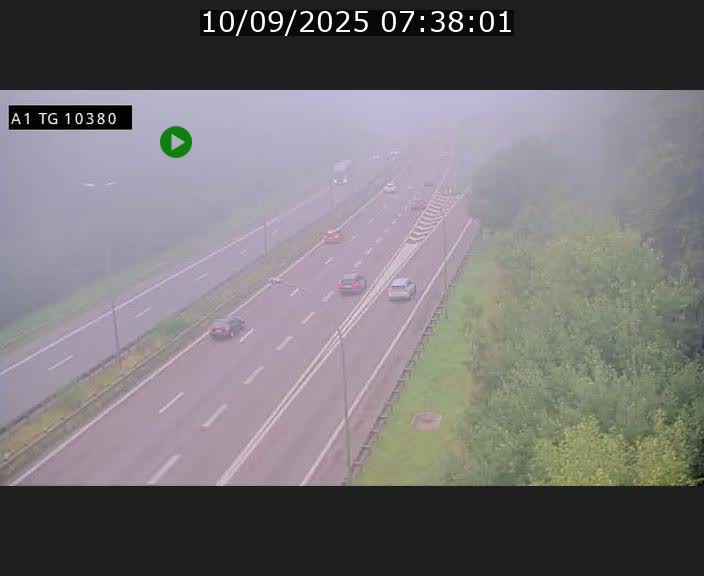Traffic live webcam Luxembourg Senningerberg - A1 direction Luxembourg Kirchberg - BK 10.3