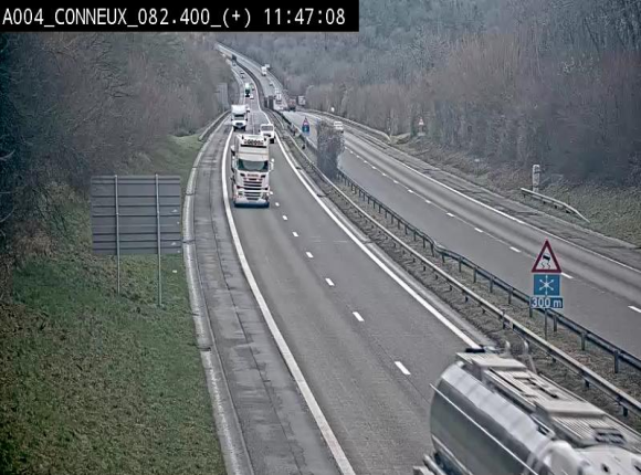 Webcam à hauteur de Conneux sur l'E411 en direction du sud de la Belgique