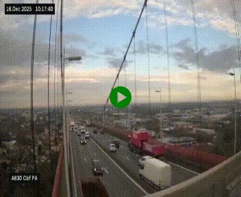 Webcam autoroute sur le périphérique de Bordeaux (A630) au nord de la ville. Caméra située sur le Pont d'Aquitaine.