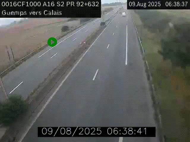Webcam A16 juste après l'aire de repos d'Offekerque à Guemps. Vue orientée vers Calais