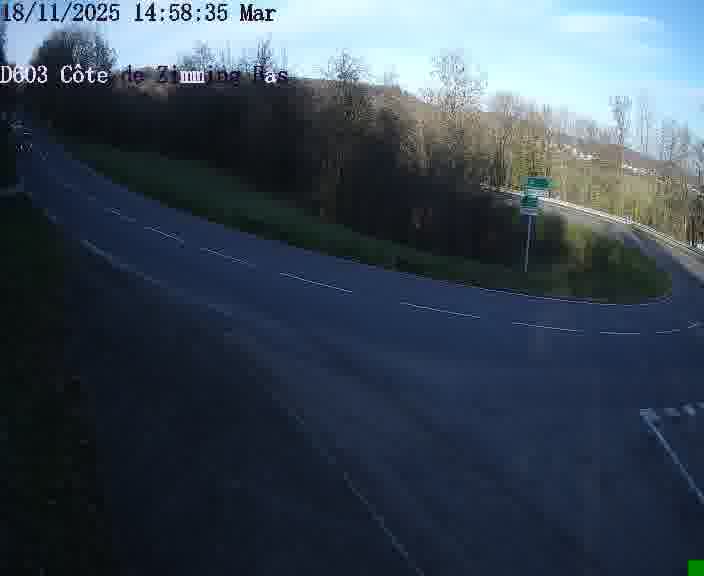 Webcam sur la D603 située dans la Côté de Zimming-bas, dans le virage en demi-tour, à la jonction avec la D74