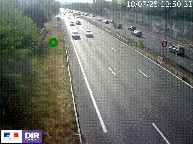 Webcam à Bron sur l'A43 à la jonction avec le boulevard périphérique de Lyon (D383). Vue orientée vers Lyon