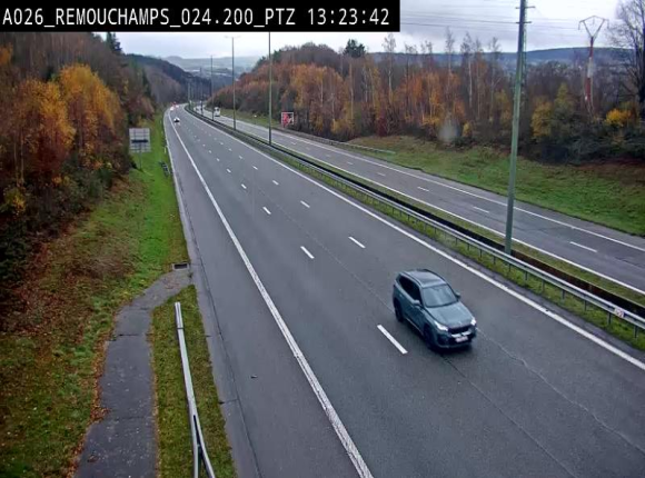 Webcam E25/A26 à Aywalle, à hauteur de Spa. Vue orientée vers Liège
