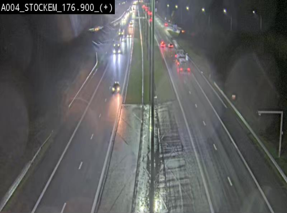 Webcam au-dessus de l'E411 sur la N83 à hauteur de la sortie Stockem. Vue orientée vers Arlon