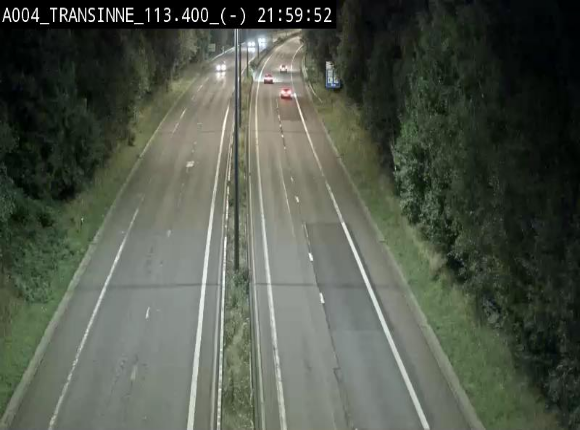 Caméra trafic E411 (A4) - Transinne direction Namur - BK 113.425