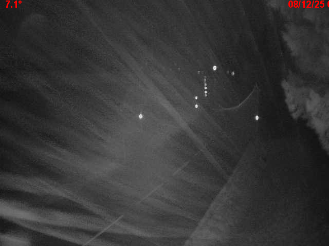 Webcam en haut du col du Ballon d'Alsace sur la D465 à 1075 mètres d'altitude dans les Vosges