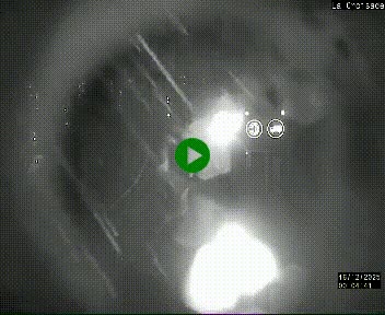 Webcam au carrefour de la croisade, à la jonction entre la N22 et la N320, avant le poste de douane franco-andorrane. Webcam à 1790 mètres d'altitude