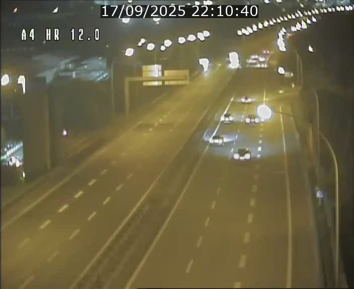 Traffic live webcam Luxembourg Jonction Foetz - A4 - BK 12.0 - direction Esch sur Alzette