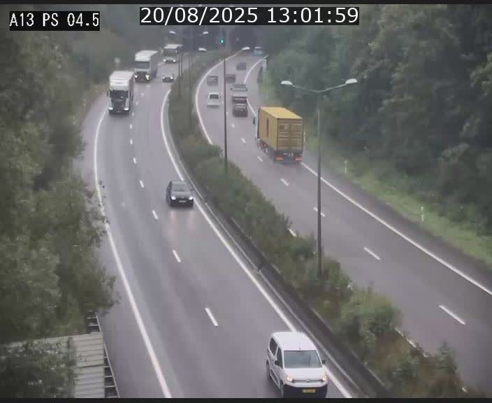 Traffic live webcam Luxembourg Differdange - A13 direction Esch-sur-Alzette - BK 4.5