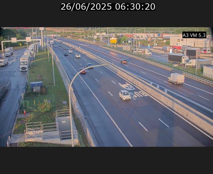 Traffic live webcam Luxembourg Aire de Berchem - A3 - BK 5 - direction France