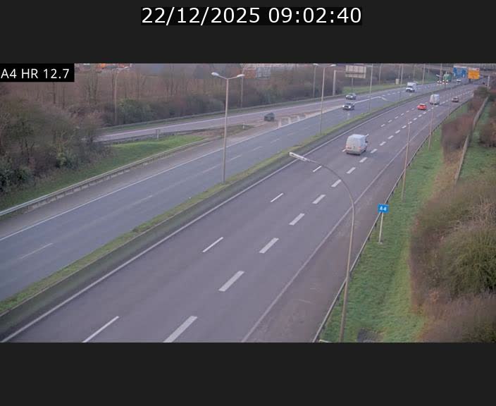 Traffic live webcam Luxembourg Esch sur Alzette - A4 - BK 12.7 - direction Esch-Belval