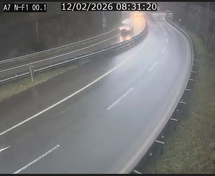 Webcam autoroute Luxembourg A7 située dans la sortie 1 Waldhof, vers la N11, avant le Tunnel Stafelter
