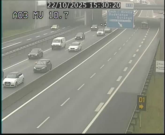 Traffic live webcam Luxembourg Croix de Bettembourg - A3 - BK 10.7 - direction France