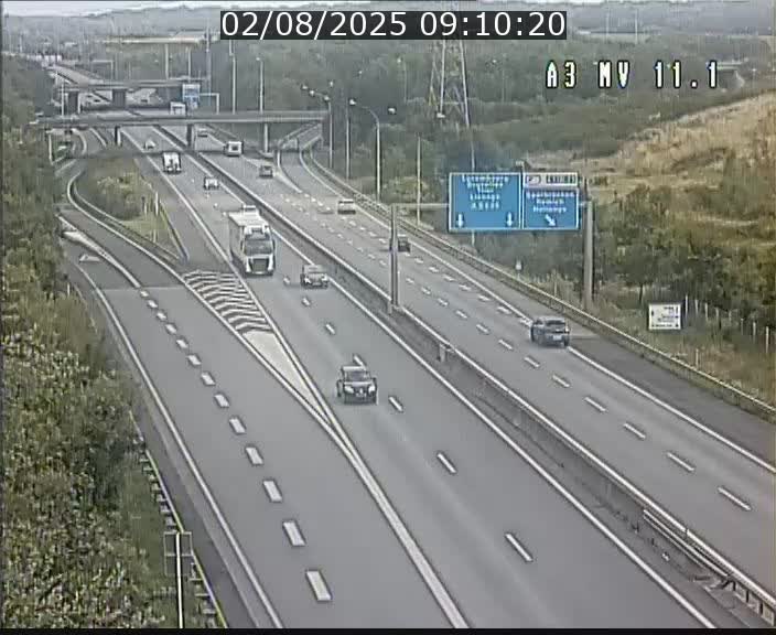 Traffic live webcam Luxembourg Croix de Bettembourg A3 - BK 11.1 - direction Luxembourg-ville
