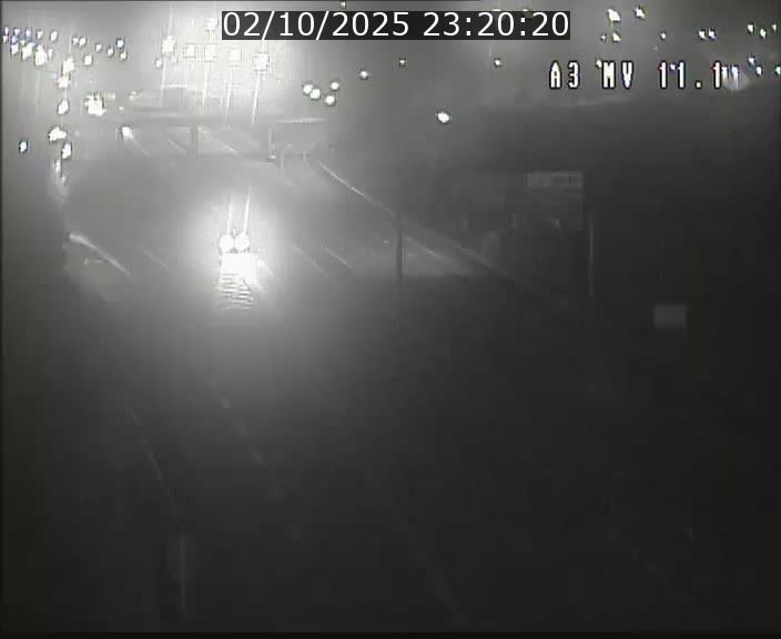 Traffic live webcam Luxembourg Croix de Bettembourg A3 - BK 11.1 - direction Luxembourg-ville