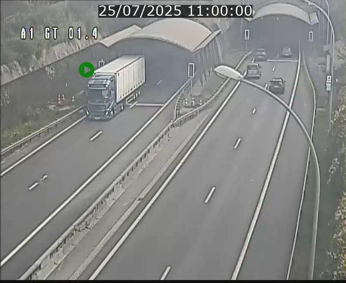 Traffic live webcam Luxembourg Hesperange - A1 direction Kirchberg - BK 1.4