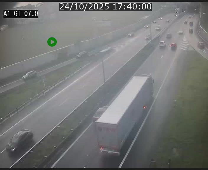 Traffic live webcam Luxembourg Cents - A1 direction Kirchberg - BK 7