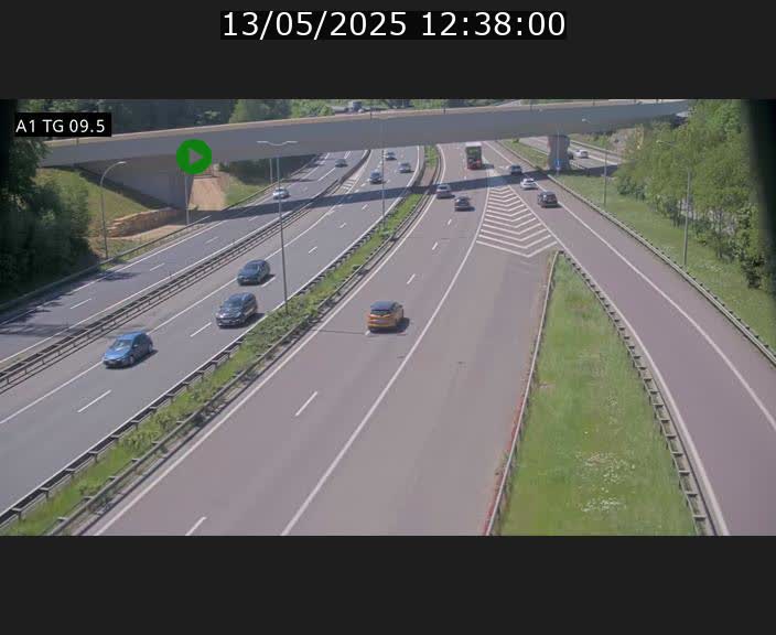 Traffic live webcam Luxembourg Jonction Grünewald - A1 direction Luxembourg-ville - BK 9.5