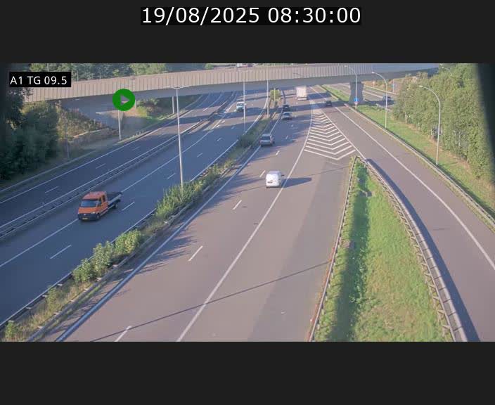 Traffic live webcam Luxembourg Jonction Grünewald - A1 direction Luxembourg-ville - BK 9.5