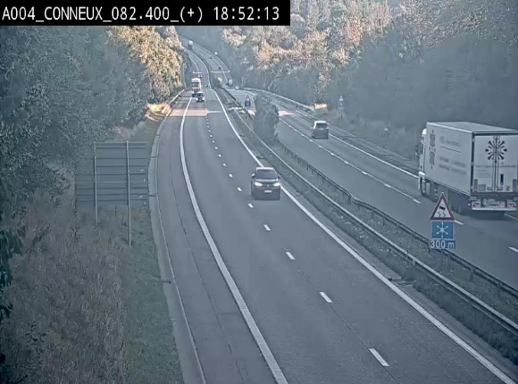 Webcam à hauteur de Conneux sur l'E411 en direction du sud de la Belgique