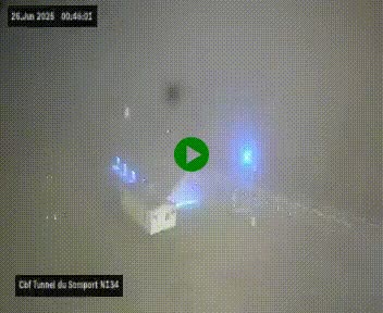 Webcam à l'entrée du tunnel du Somport, côté français, sur la N134, dans les Pyrénées, en direction de l'Espagne, à 1116 mètres d'altitude