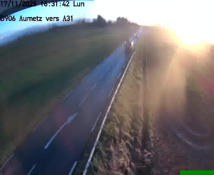 Webcam sur la D906 à Aumetz, juste après la fin de la D16. Vue orientée vers A30