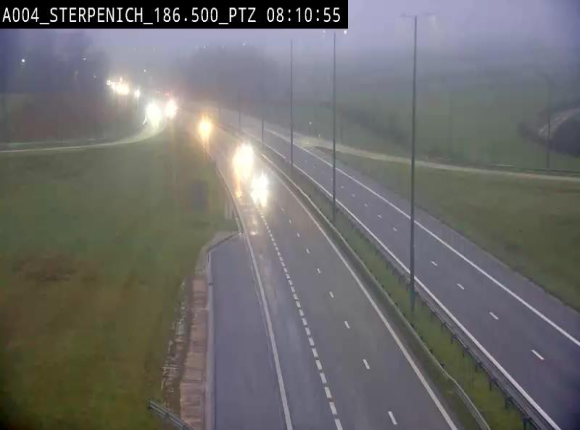 Webcam E411 à Sterpenich en Belgique près de la frontière du Luxembourg. Vue orientée vers Bruxelles