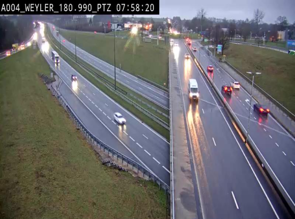 Webcam à la jonction entre la N81 et l'E411 à hauteur de la sortie 32 Longwy/Messancy à Arlon. Vue orientée vers Bruxelles