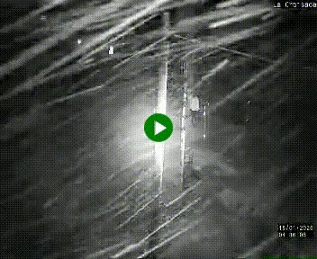 Webcam au carrefour de la croisade, à la jonction entre la N22 et la N320, avant le poste de douane franco-andorrane. Webcam à 1790 mètres d'altitude