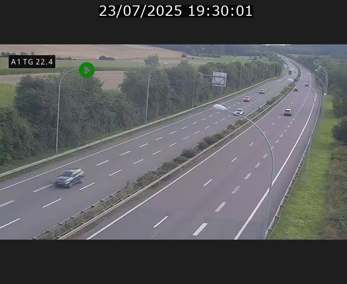 Traffic live webcam Luxembourg Flaxweiler - A1 direction Luxembourg - BK 22.4