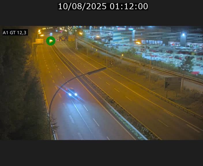 Traffic live webcam Luxembourg Senningerberg - A1 direction Allemagne - BK 12.3