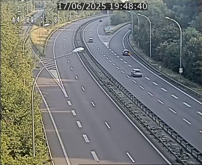 Webcam traffic A4 Luxembourg - BK 3.8 - Leudelange (direction Esch sur Alzette)