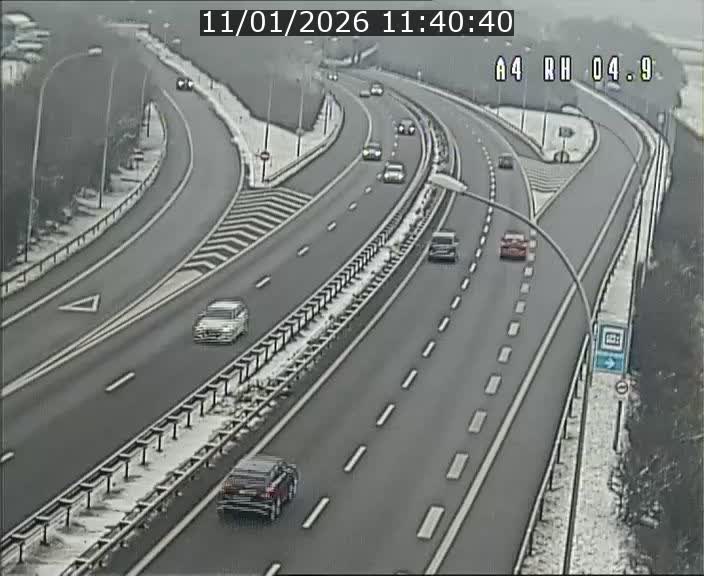 Traffic live webcam Luxembourg Leudelange - A4 - BK 4.9 - direction Luxembourg