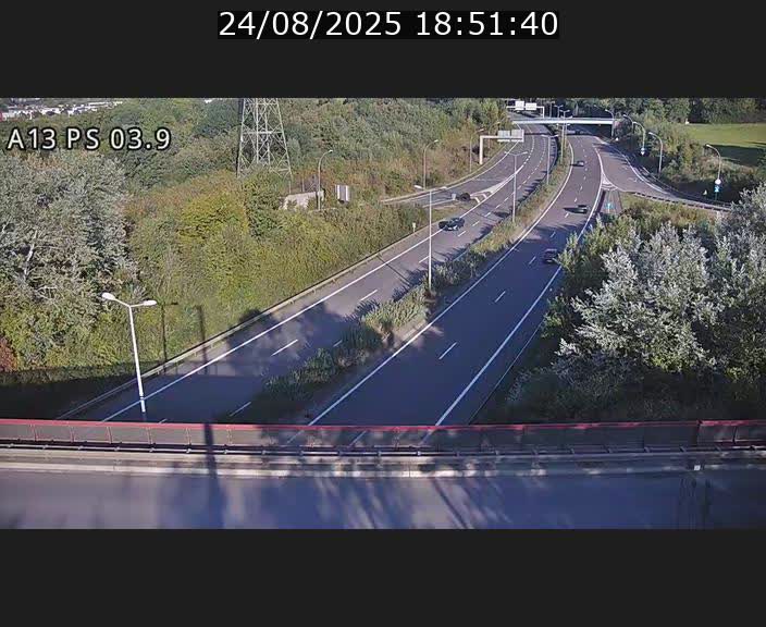 Traffic live webcam Luxembourg Differdange - A13 direction Esch-sur-Alzette - BK 3.9