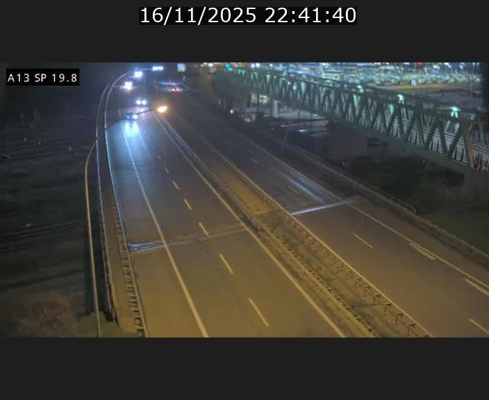 Traffic live webcam Luxembourg Croix de Bettembourg - A13 direction Esch-sur-Alzette - BK 19.8